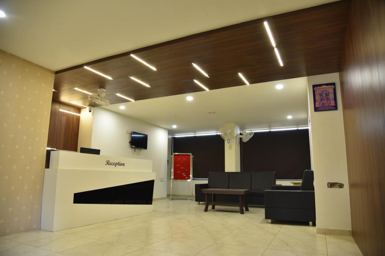 Hotel Savera Inn Morbi Exterior photo