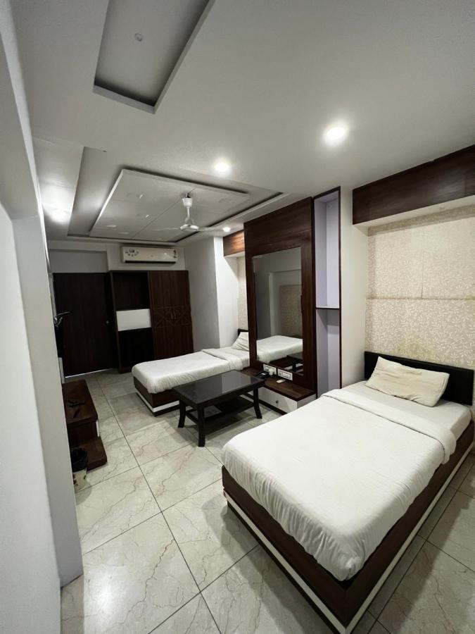 Hotel Savera Inn Morbi Exterior photo